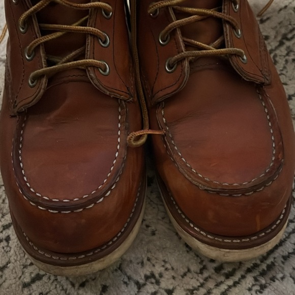 Red Wing Heritage Classic Moc 6-Inch Boot in Oro Legacy 875 - Picture 9 of 9
